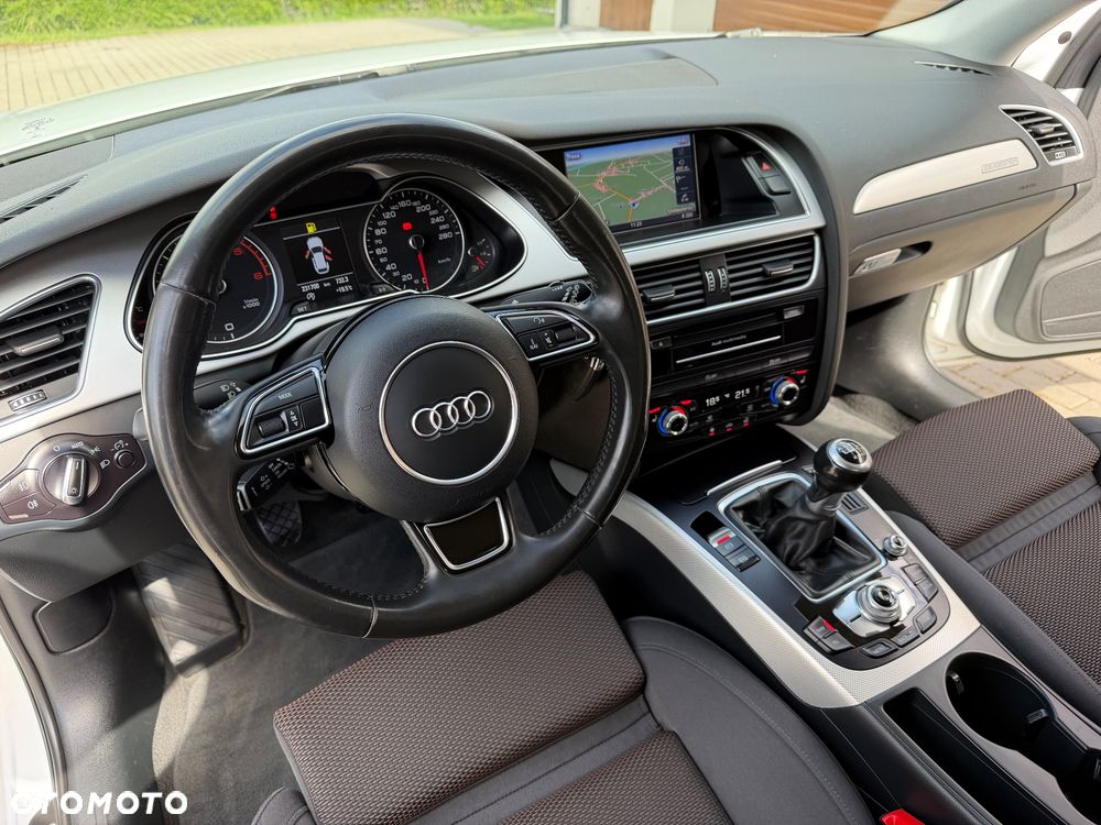 Audi A4 Allroad 2.0 TDI Quattro - 24