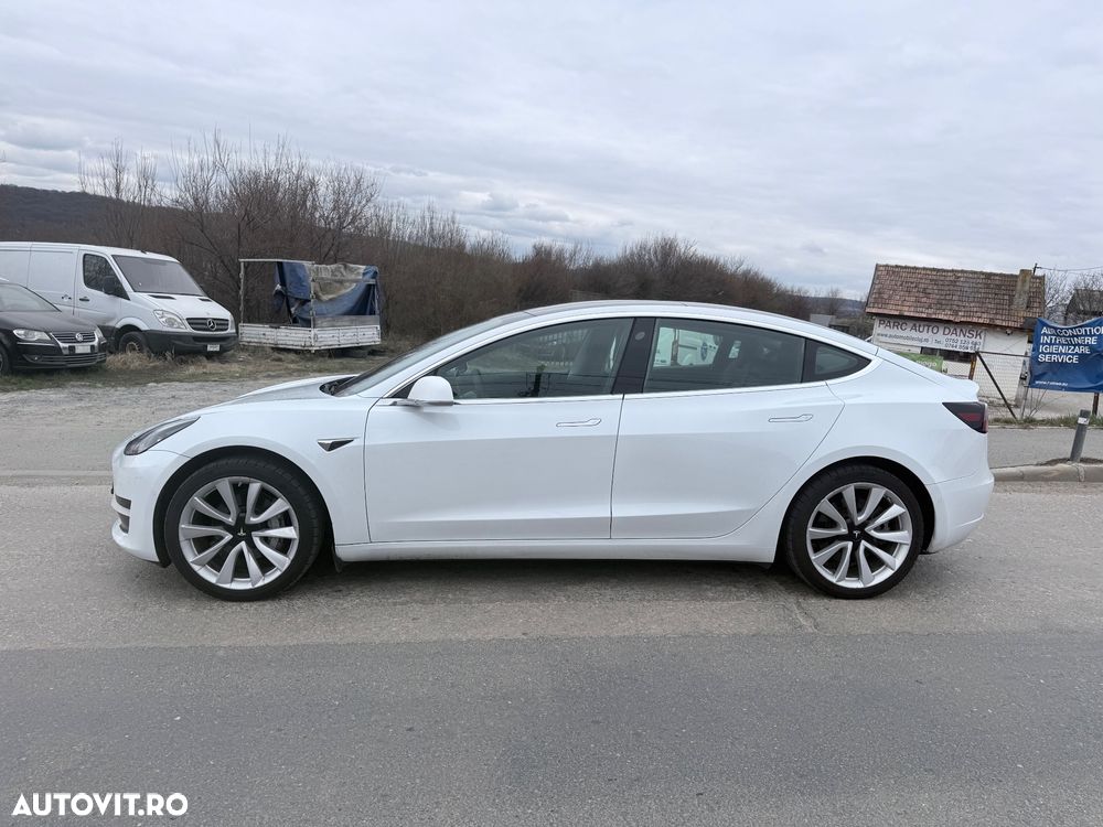 Tesla Model 3 Standard - 4
