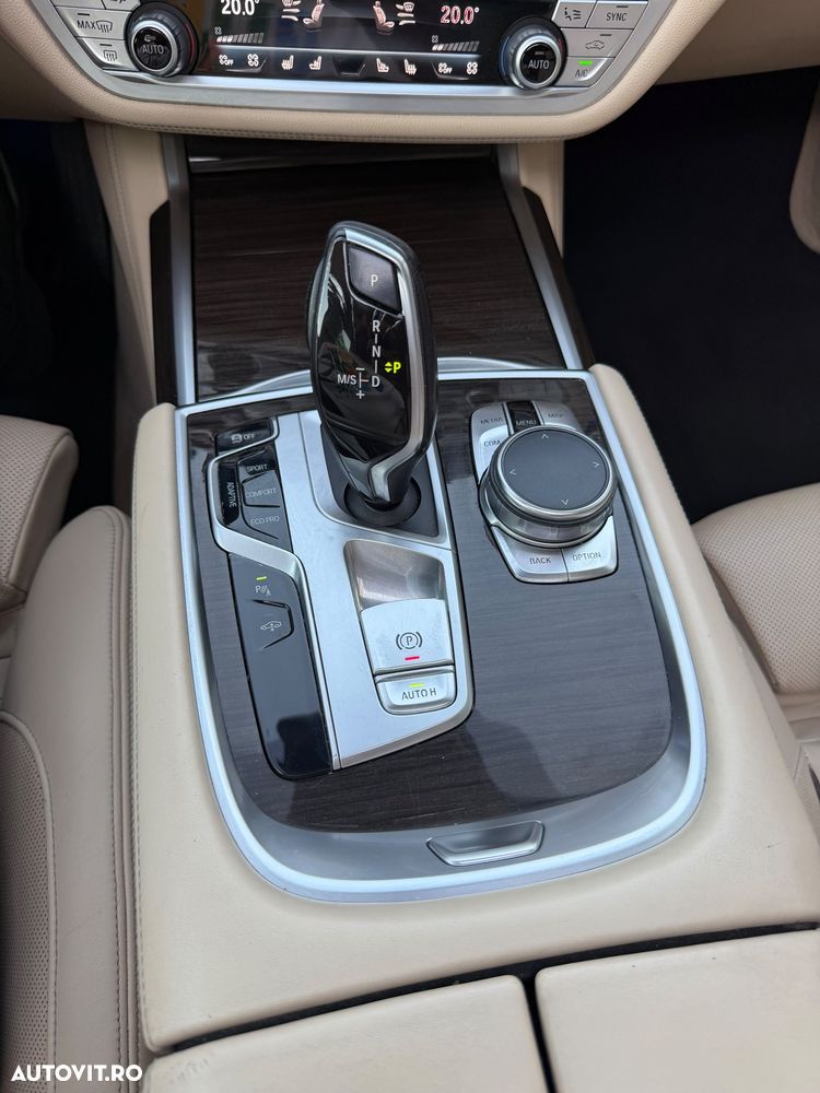 BMW Seria 7 - 8