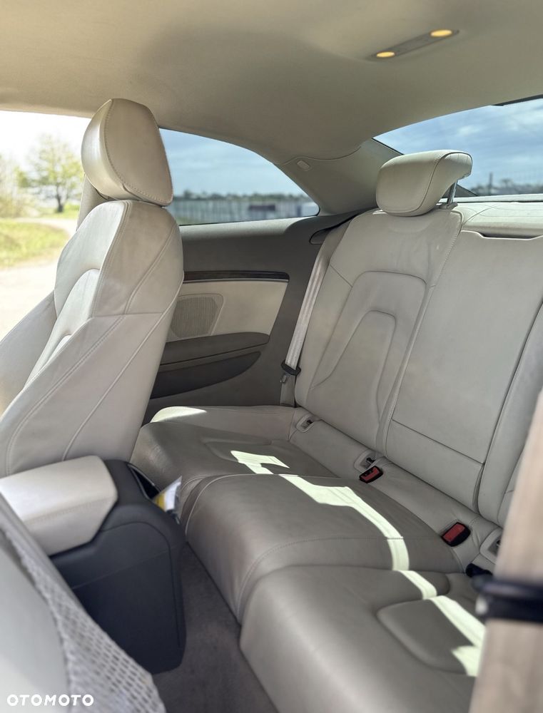 Audi A5 Coupé 2.7 TDI Multitronic - 6