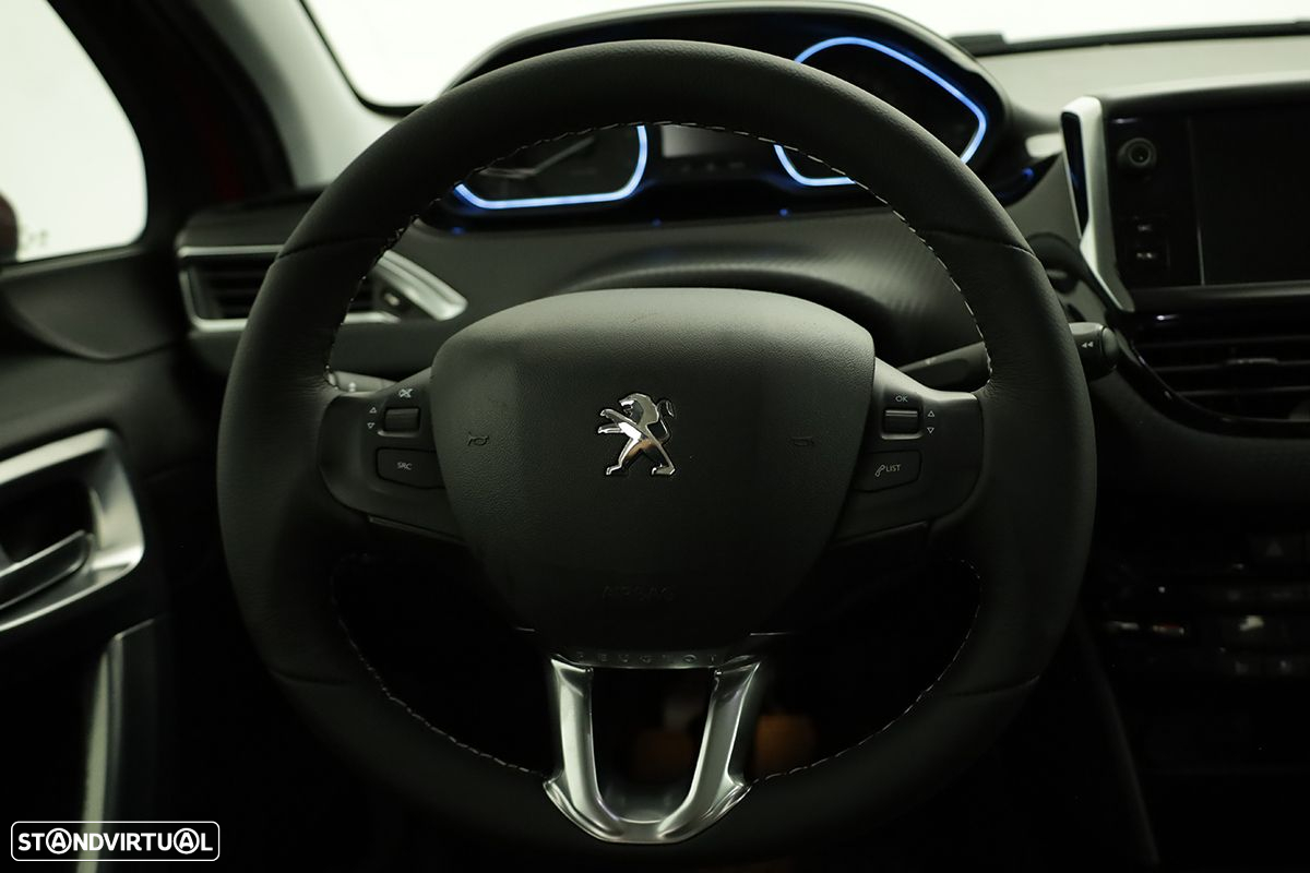 Peugeot 2008 1.2 PureTech Allure - 13