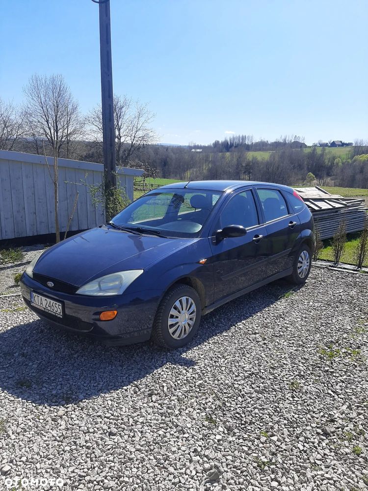 Ford Focus - 1
