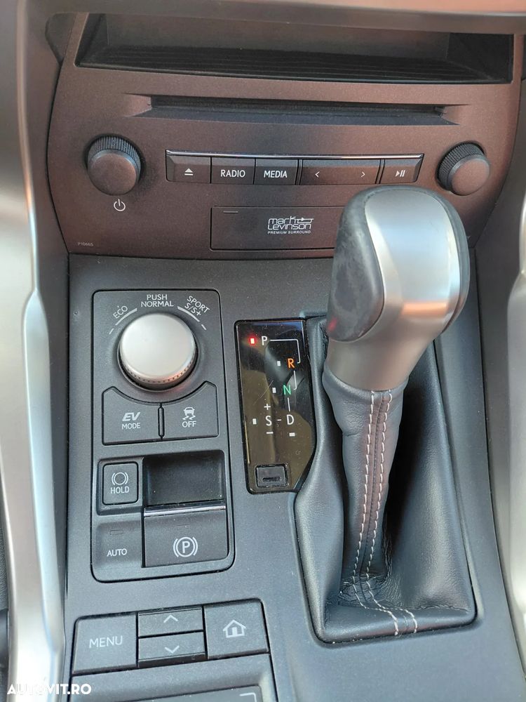 Lexus Seria NX 300h Luxury - 28