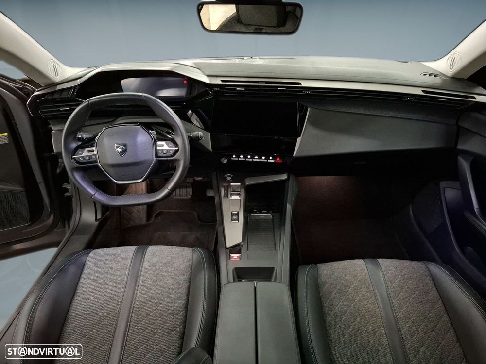 Peugeot 408 1.2 PureTech Allure EAT8 - 12