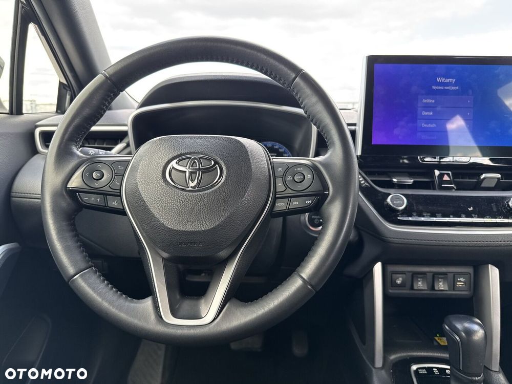 Toyota Corolla Cross - 10
