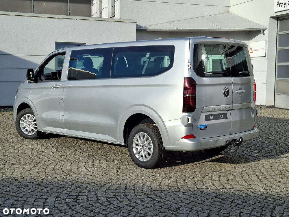 Volkswagen Caravelle - 3