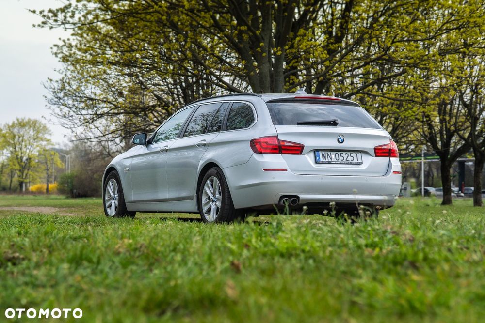 BMW Seria 5 525d - 4