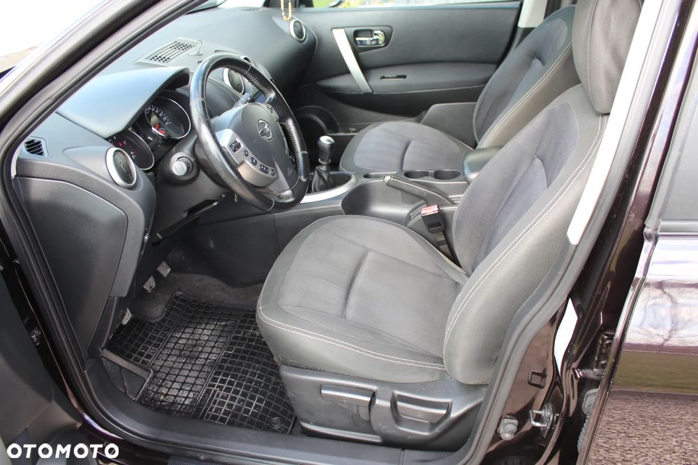 Nissan Qashqai 1.5 dCi DPF visia - 10