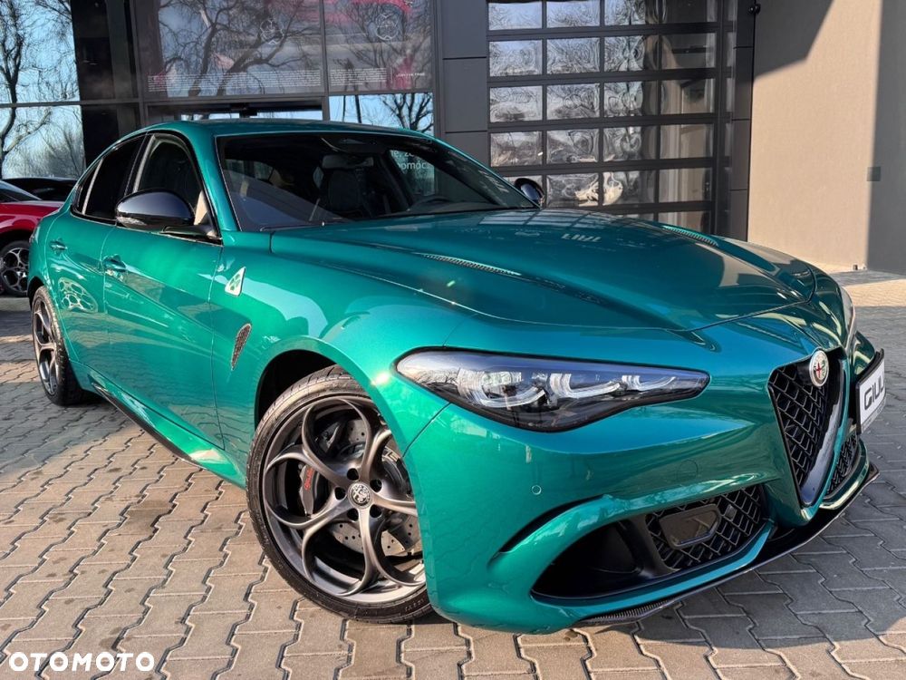 Alfa Romeo Giulia - 5