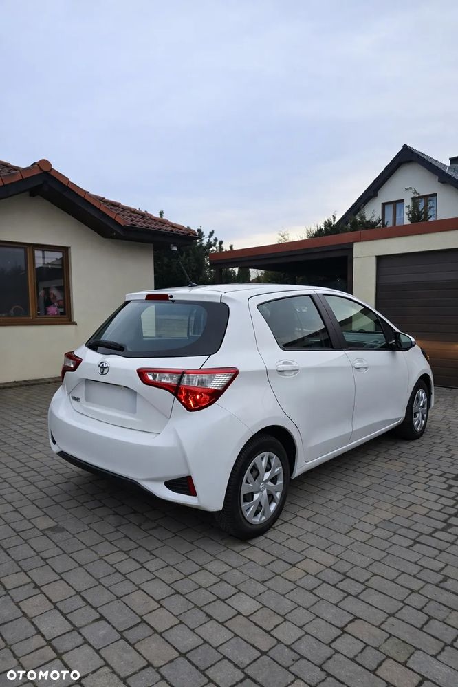 Toyota Yaris - 7