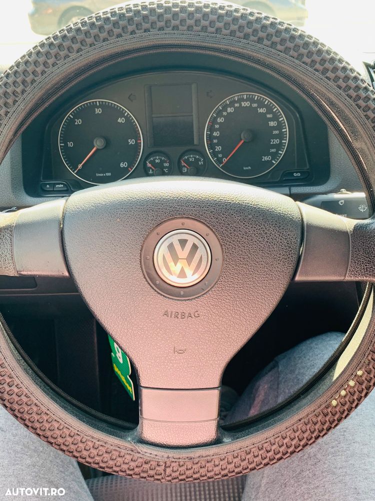 Volkswagen Jetta 1.6 Comfortline - 27