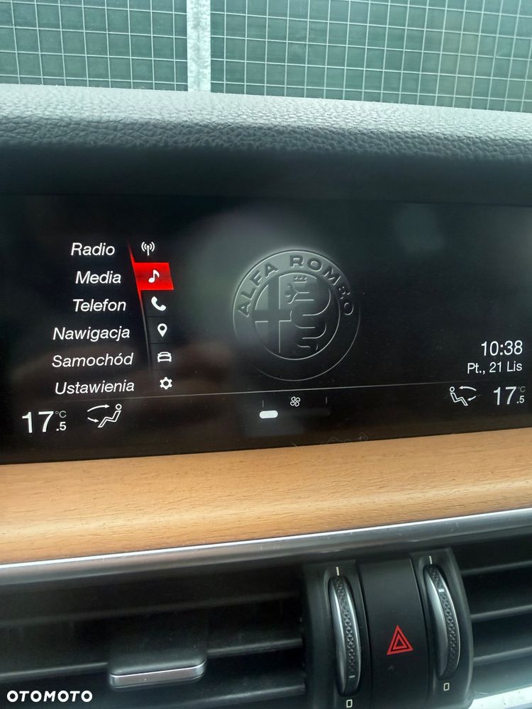 Alfa Romeo Stelvio 2.2 JTDM Executive Q4 - 24