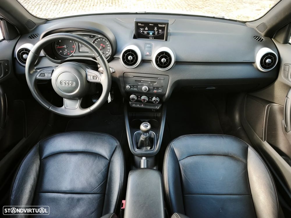 Audi A1 Sportback 1.6 TDI S-line - 8