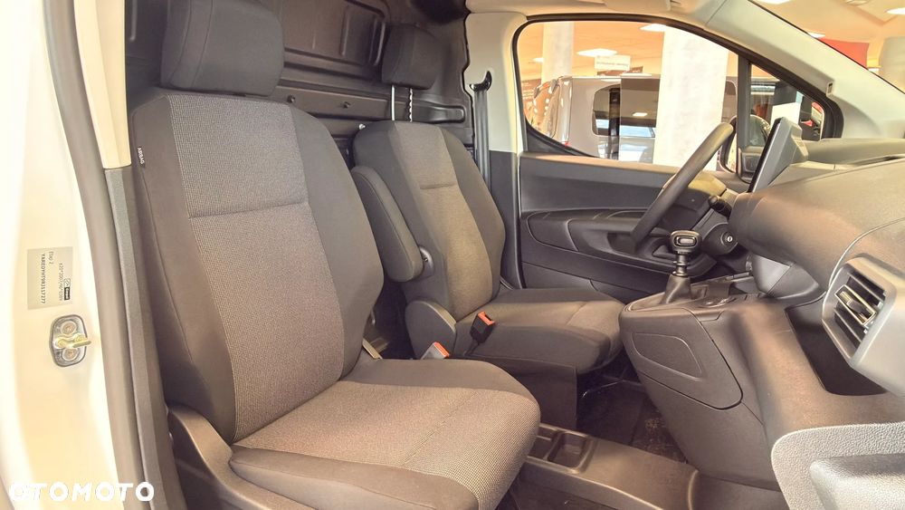 Toyota Proace City - 17