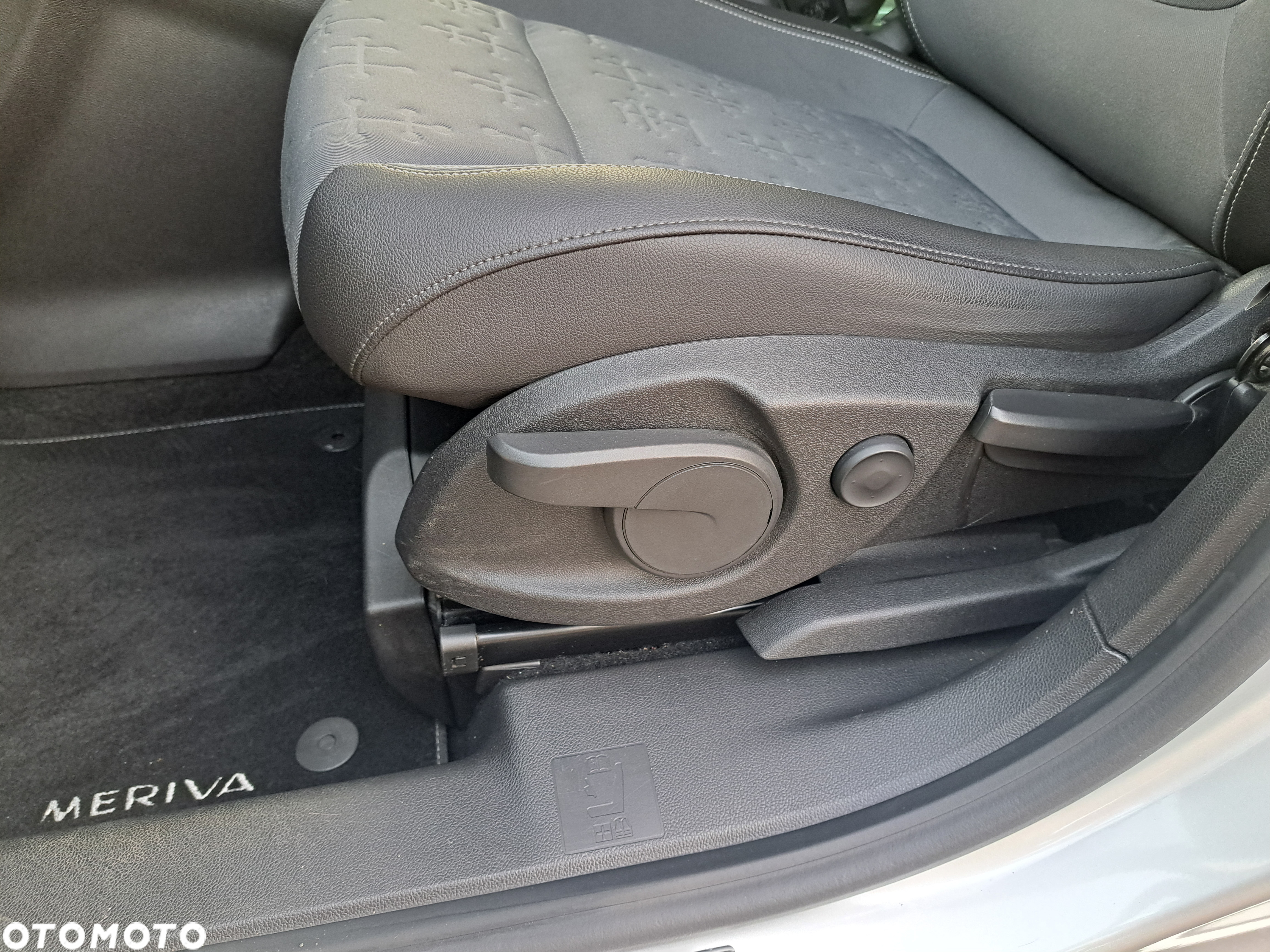 Opel Meriva 1.4 Innovation - 23