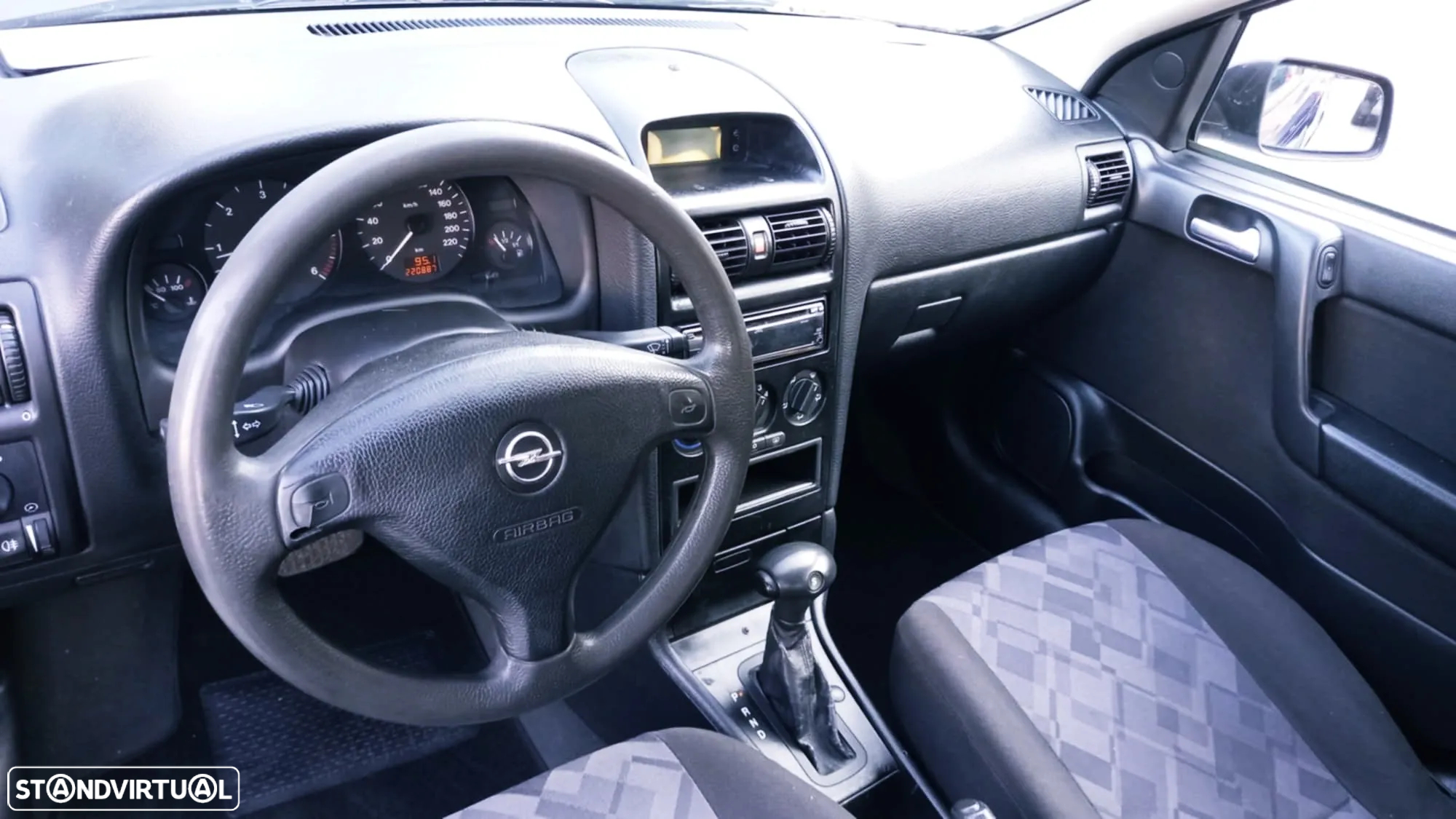 Opel Astra - 12
