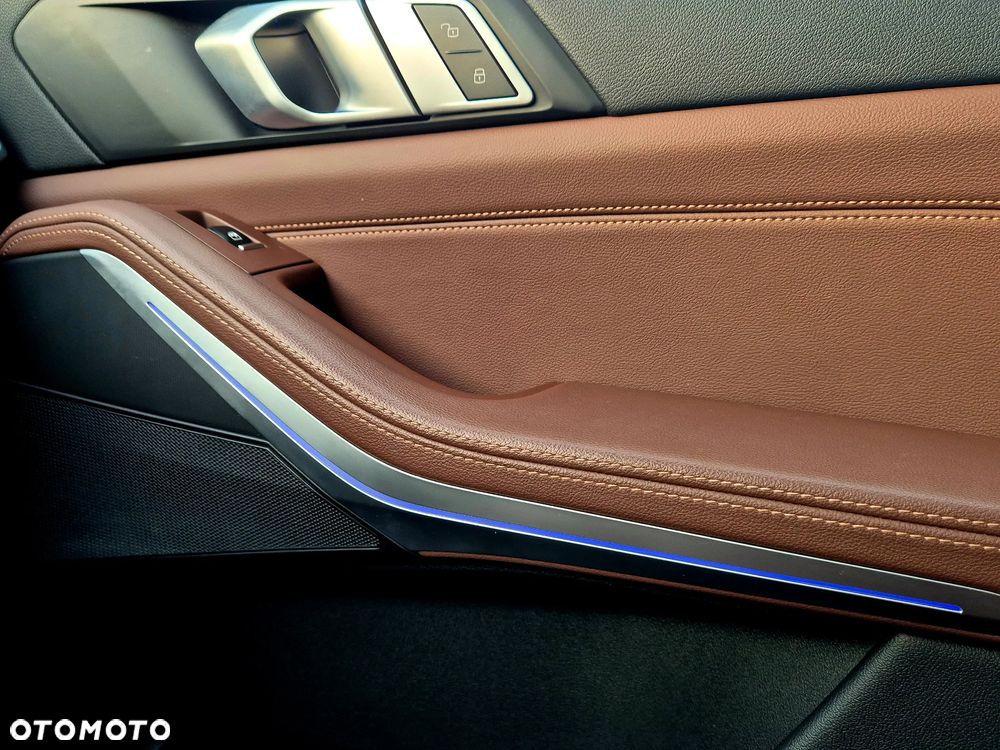 BMW X5 - 32
