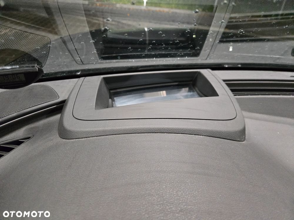 Audi A6 Avant 2.0 TDI quattro S tronic - 18