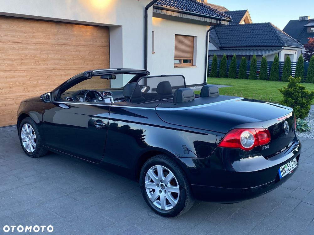 Volkswagen Eos 1.4 TSI BlueMotion Technology Edition 2010 - 18