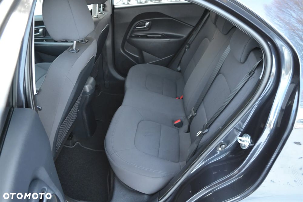 Kia Rio 1.2 Business Line - 11