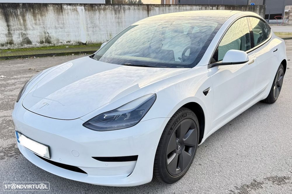 Tesla Model 3 Standard Range Plus RWD - 1