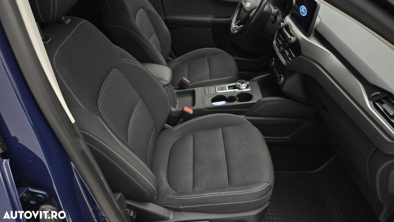 Ford Kuga - 19