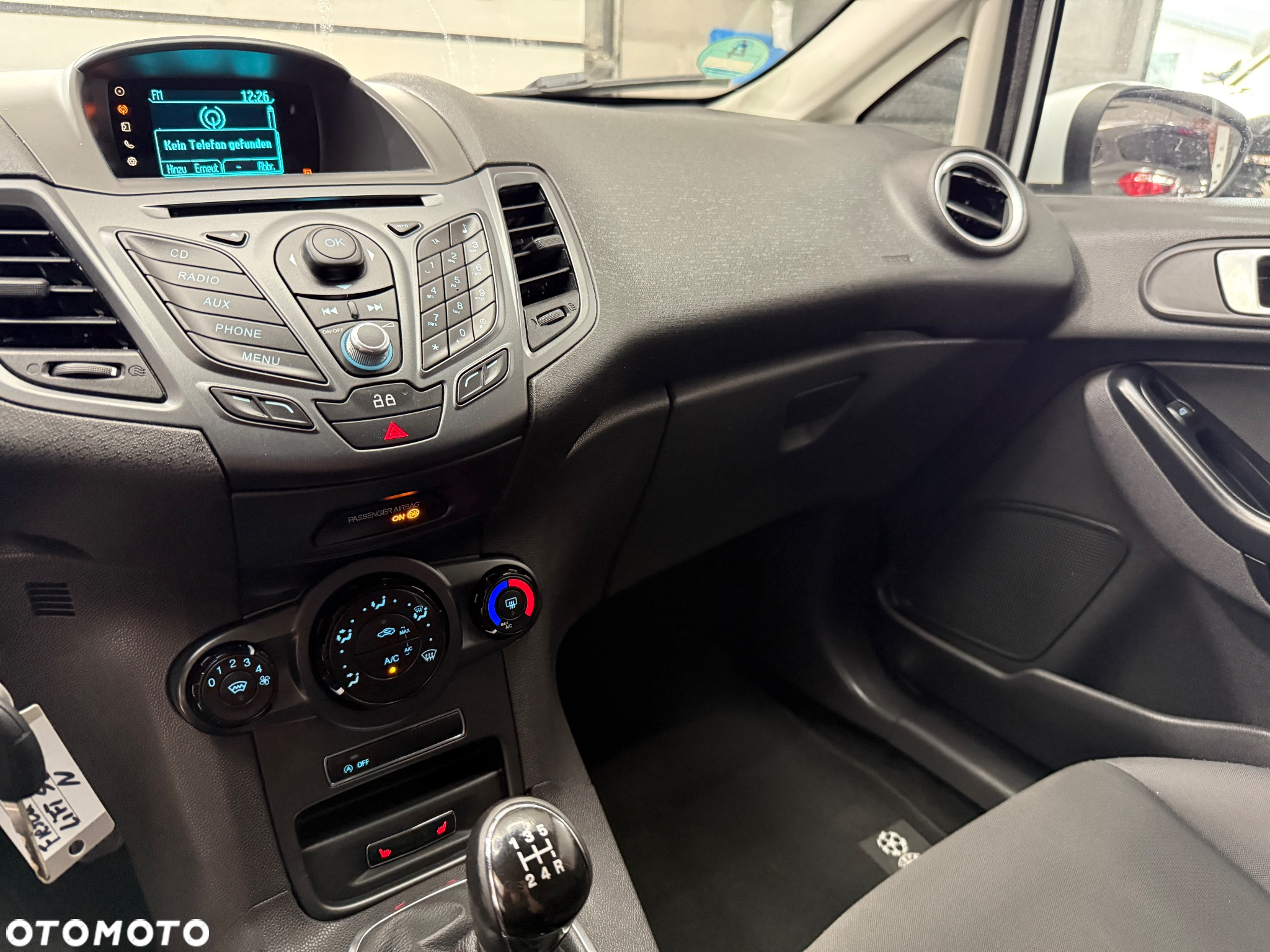 Ford Fiesta 1.0 Champions Edition - 22