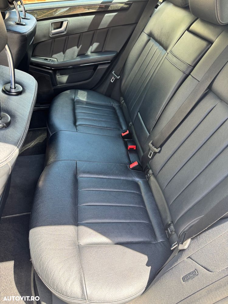 Mercedes-Benz E 220 CDI DPF BlueEFFICIENCY 7G-TRONIC - 14