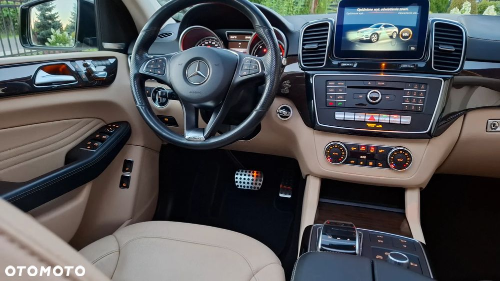Mercedes-Benz GLE 350 d 4-Matic - 26
