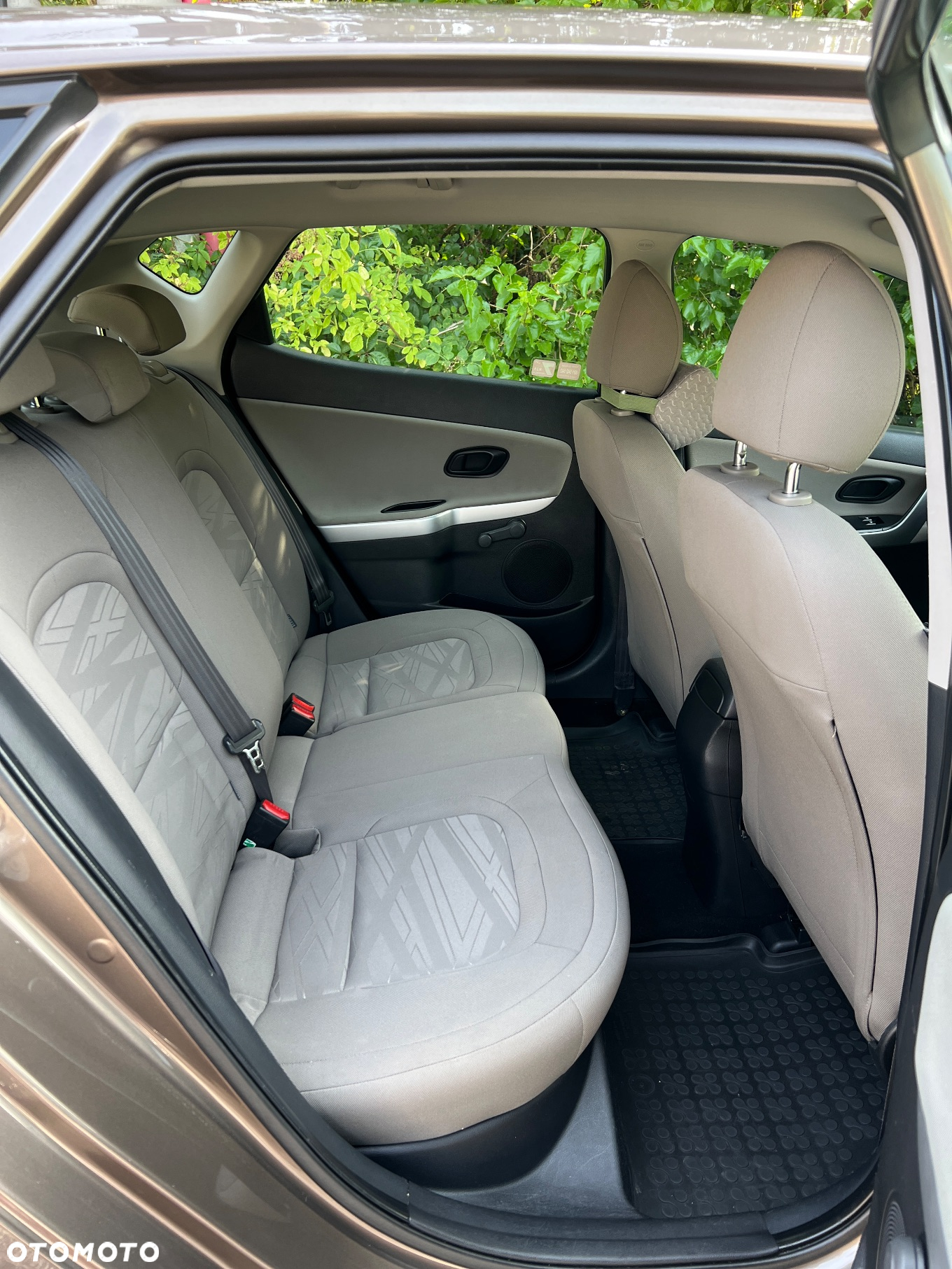 Kia Ceed - 12