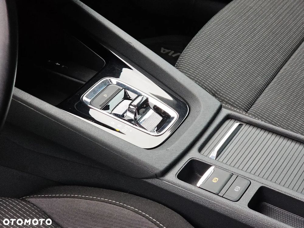 Skoda Octavia 2.0 TDI Ambition DSG - 22