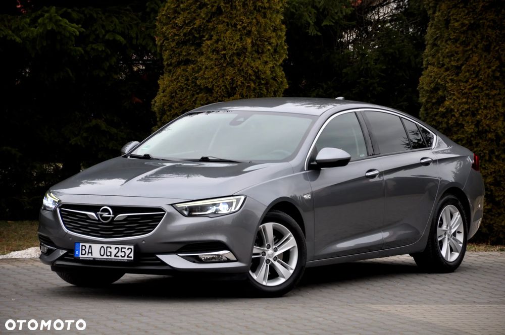 Opel Insignia 2.0 CDTI 4x4 ecoFLEX Start/Stop Business Edition - 1