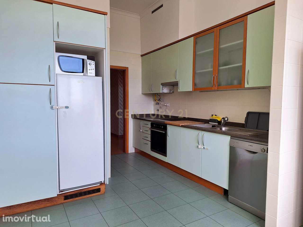 ✨ T2 para arrendamento com localização privilegiada | Disponível em Ma - Grande imagem: 3/20