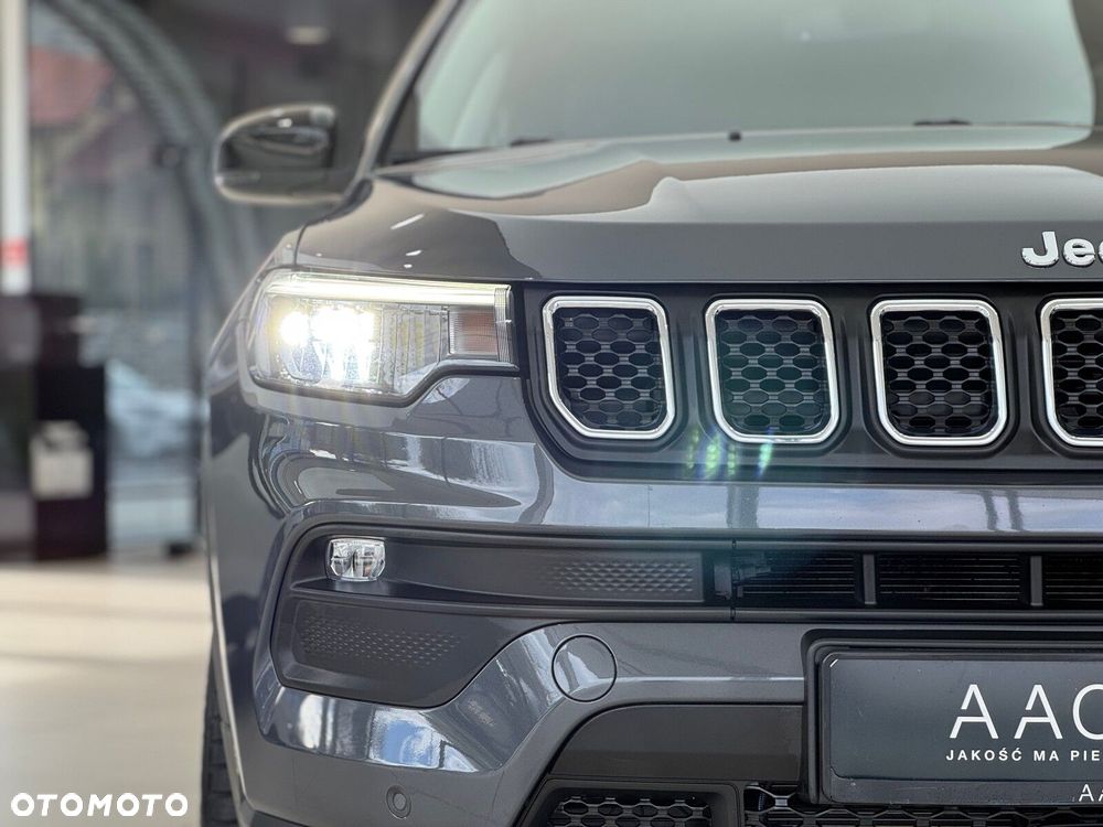 Jeep Compass - 40