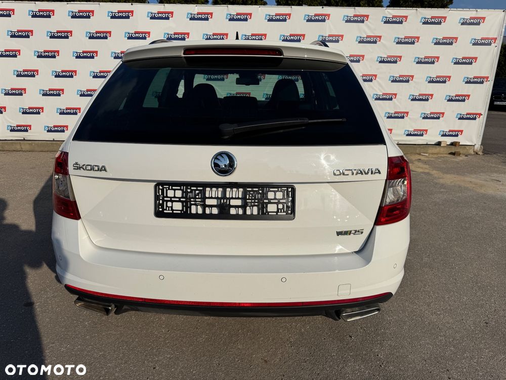 Skoda Octavia 2.0 TDI (Green tec) DSG RS - 15