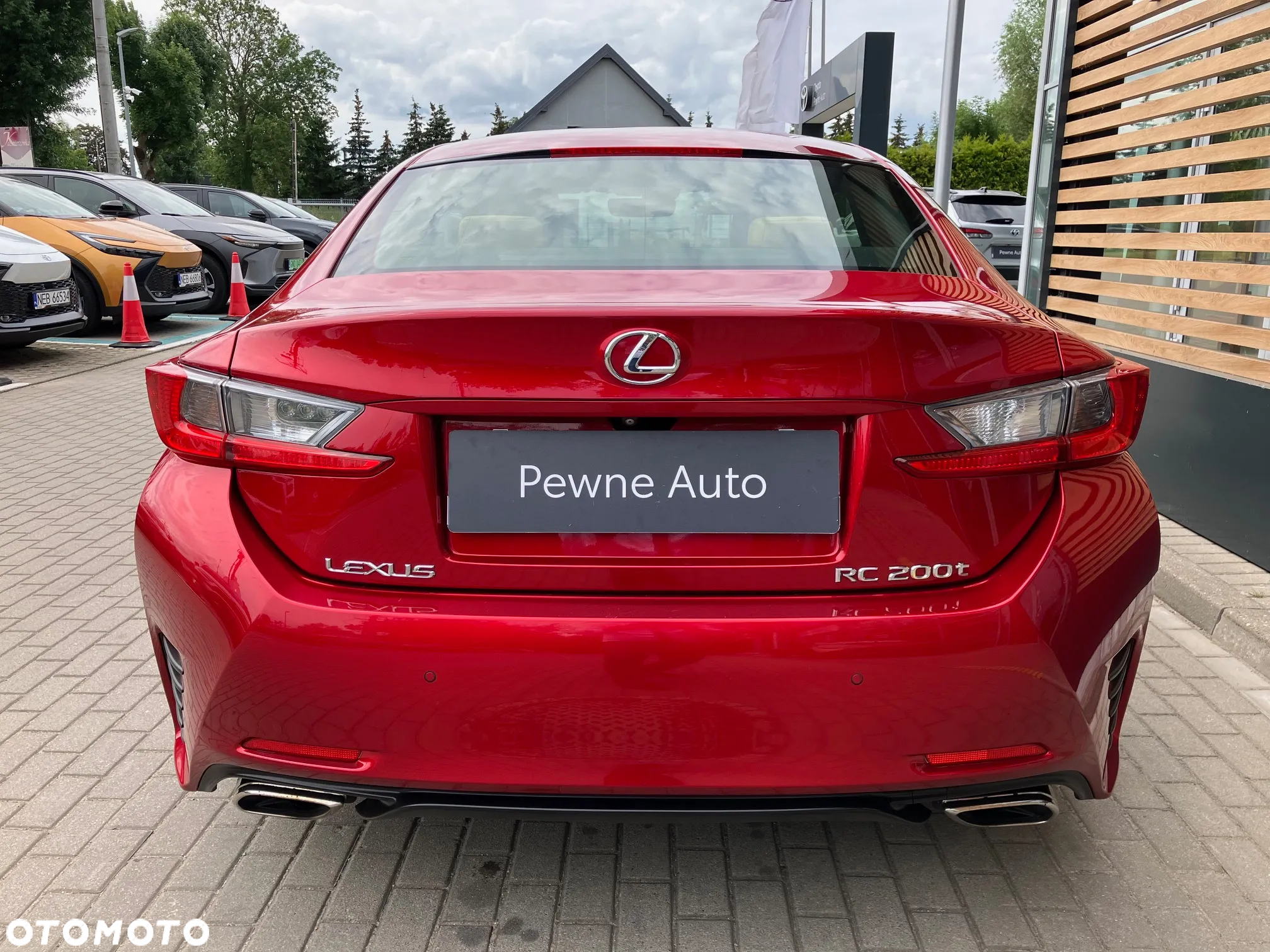 Lexus RC 200t / 300 F Sport - 5