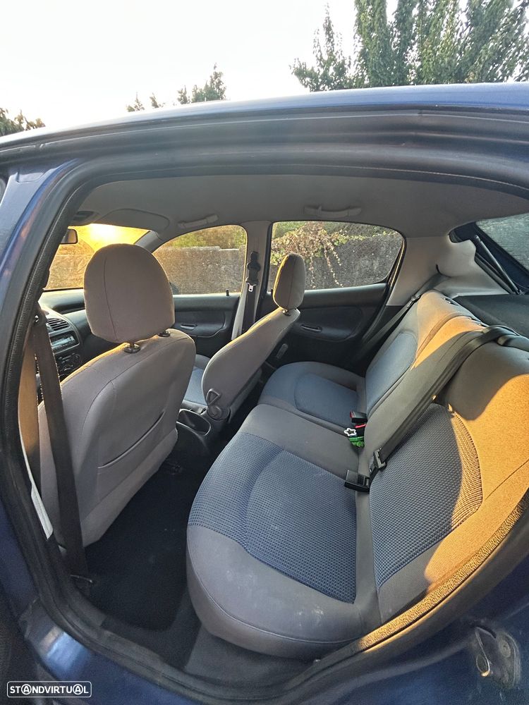 Peugeot 206 1.1 XR Présence - 8