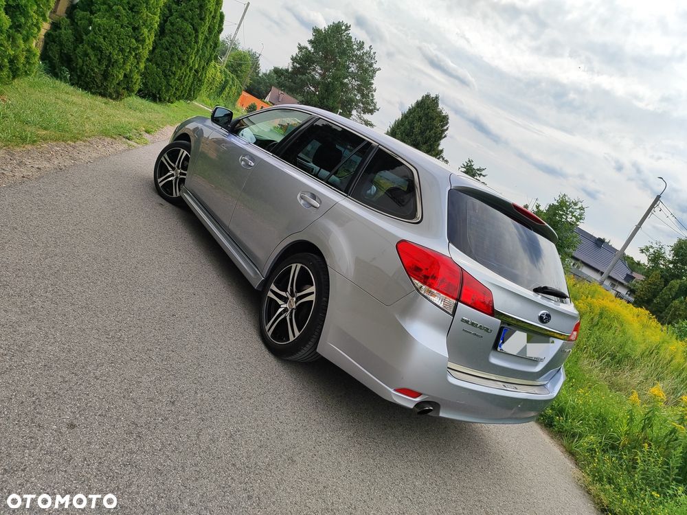 Subaru Legacy - 2