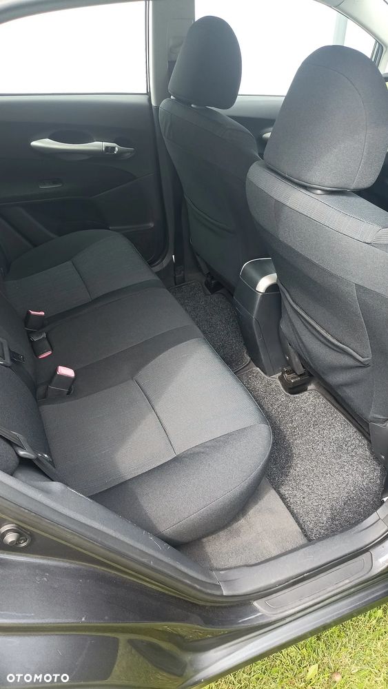 Toyota Auris 1.4 D-4D - 11