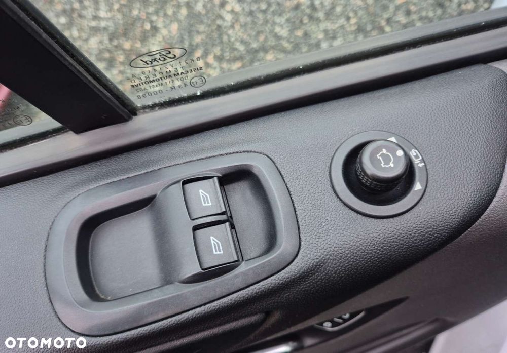 Ford Transit Custom - 13