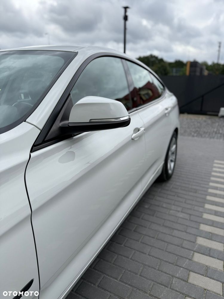 BMW 3GT 318d Advantage - 10