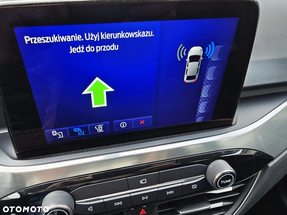 Ford Kuga 1.5 EcoBoost FWD Titanium X - 35