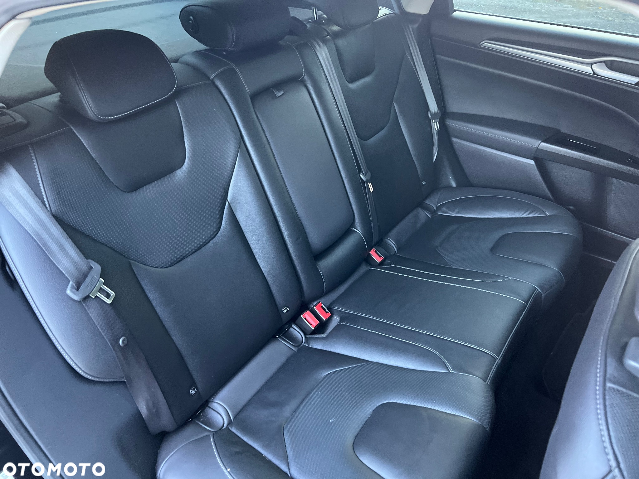 Ford Mondeo 2.0 TDCi ST-Line X 4WD PowerShift - 30