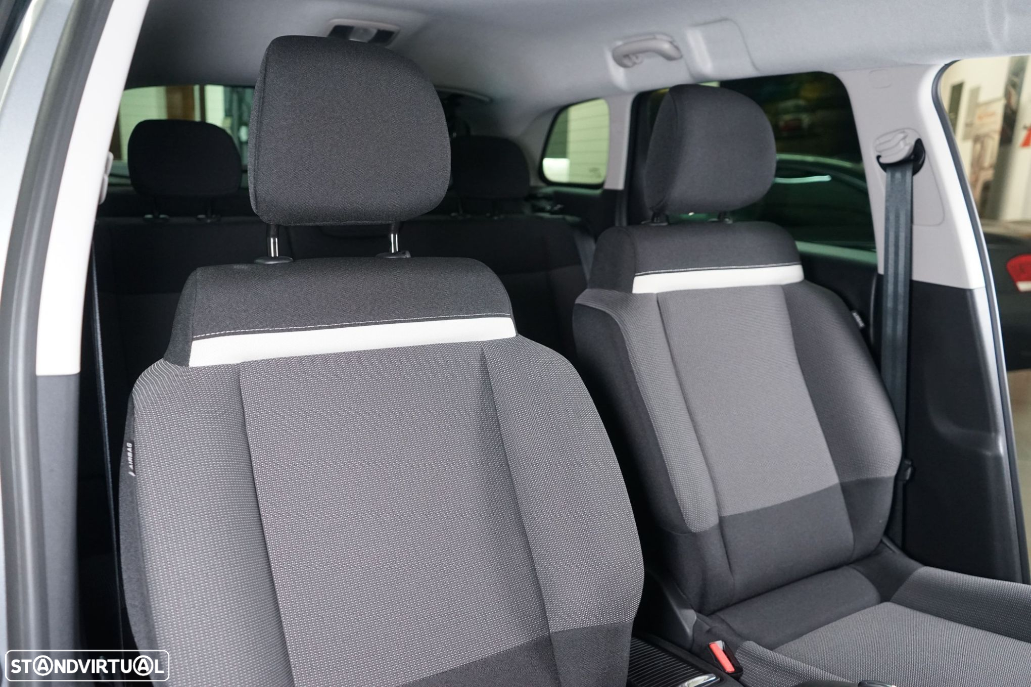 Citroën C3 Aircross 1.2 PureTech Shine - 42