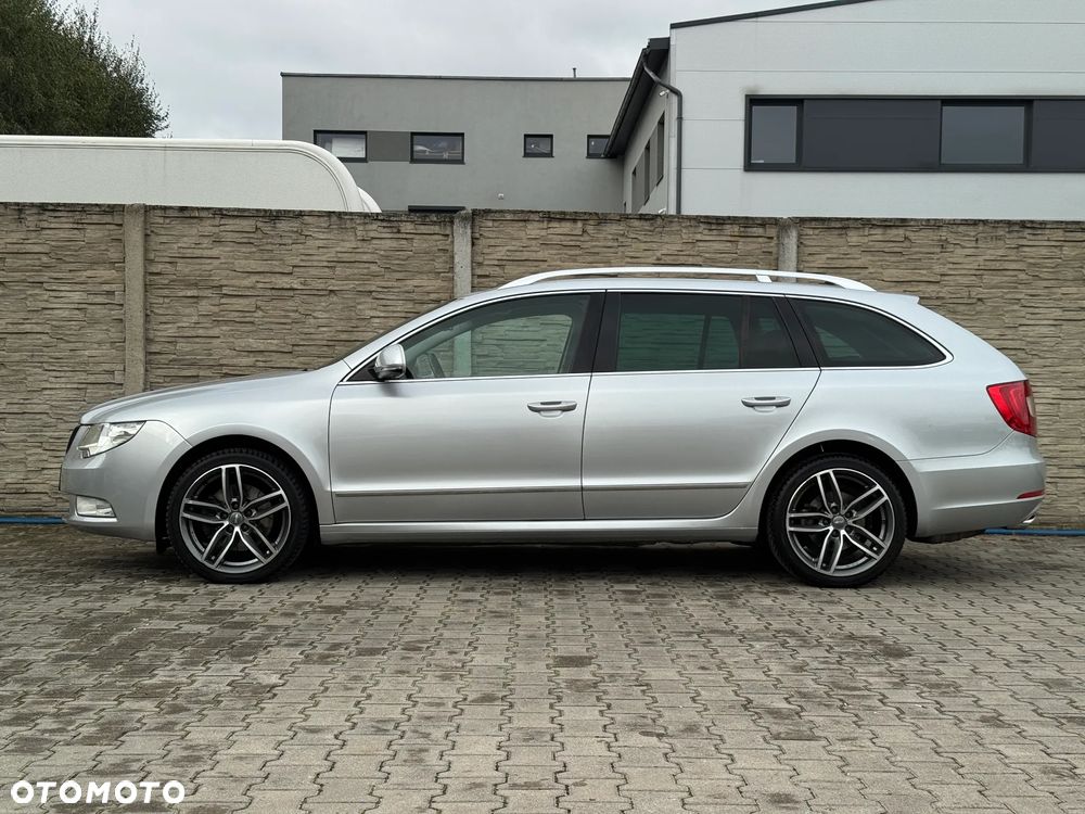 Skoda Superb 1.8 TSI Elegance DSG - 6