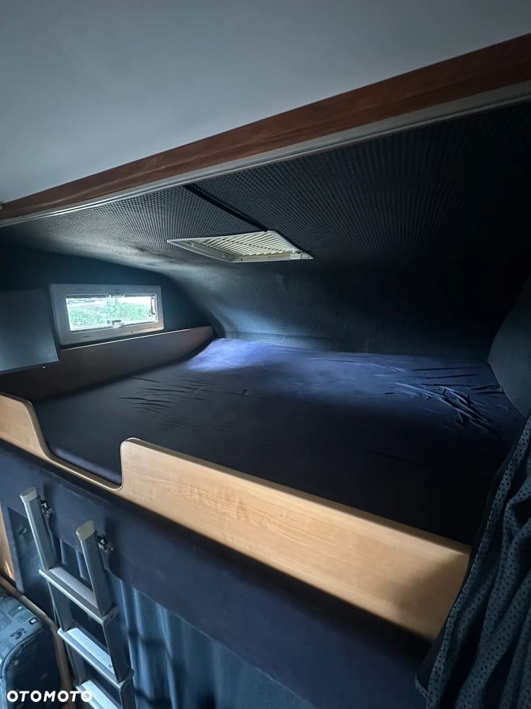 Ford Transit - 12