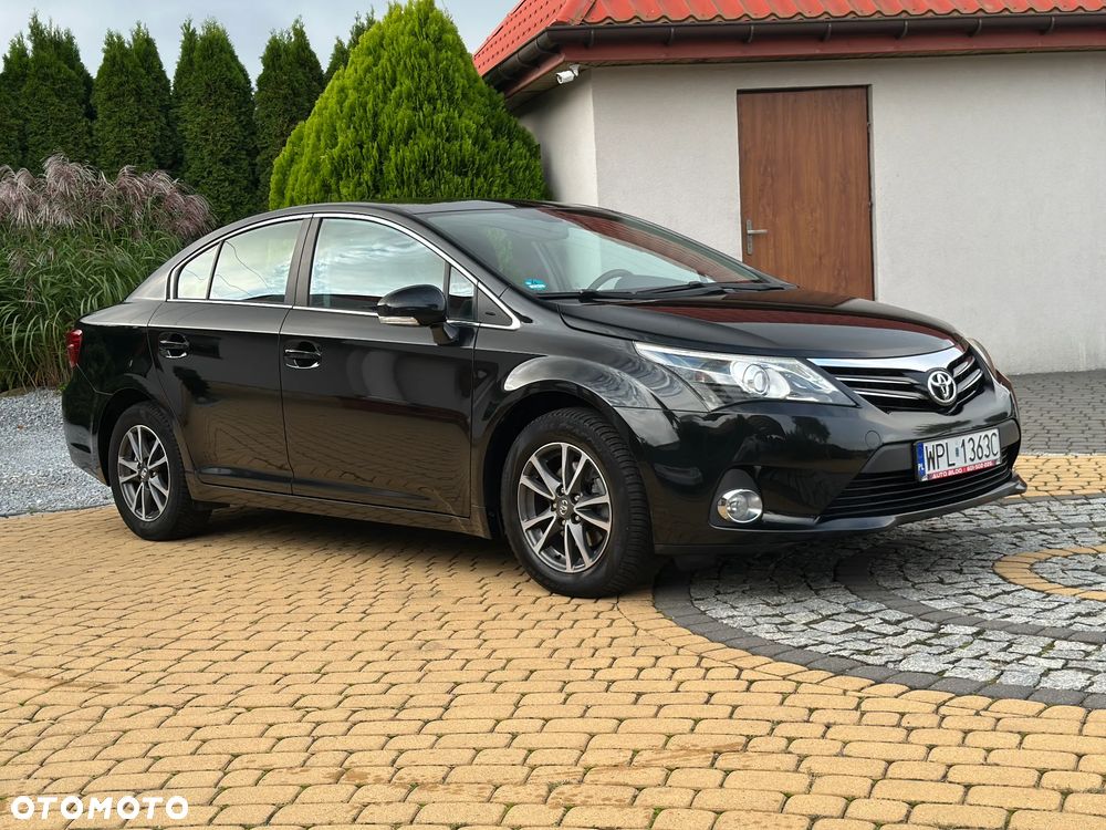 Toyota Avensis - 14