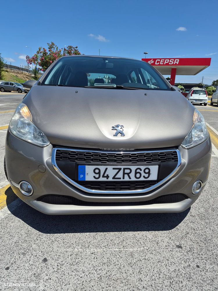 Peugeot 208 1.6 e-HDi Active 95g - 2