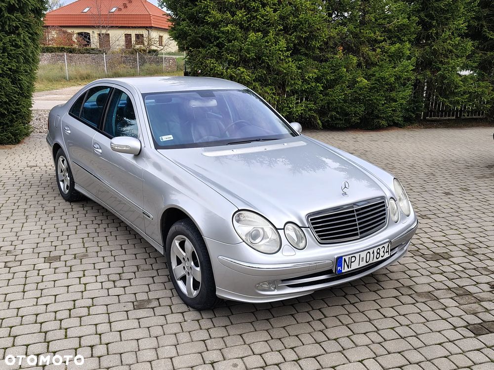 Mercedes-Benz Klasa E 270 CDI Avantgarde - 15