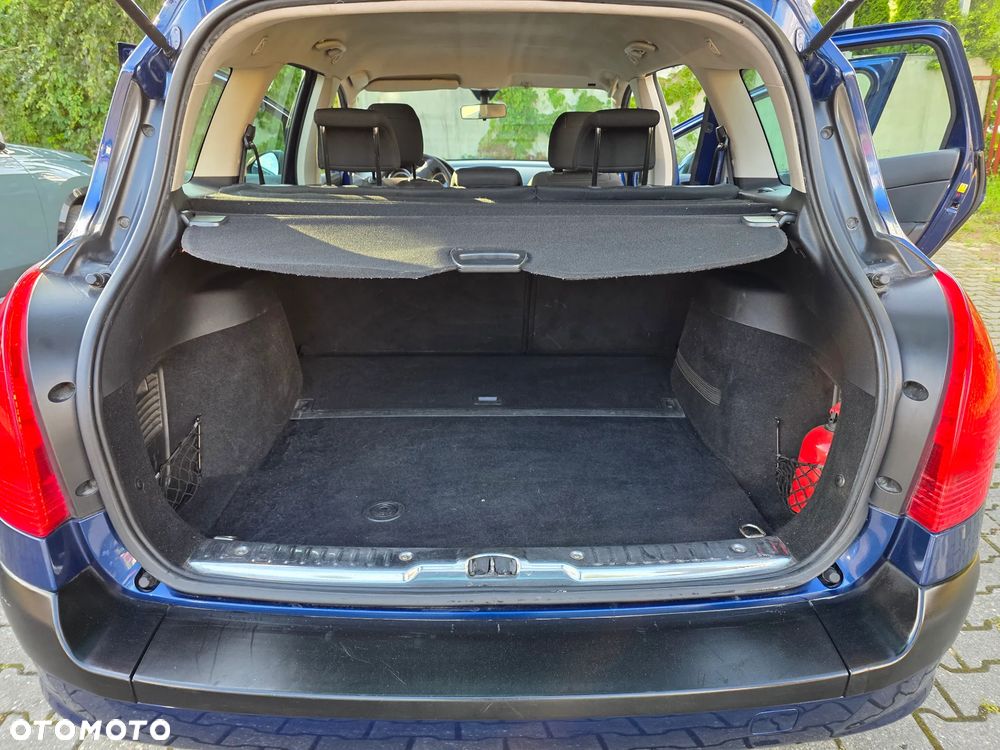 Peugeot 308 1.6 HDi Premium - 12